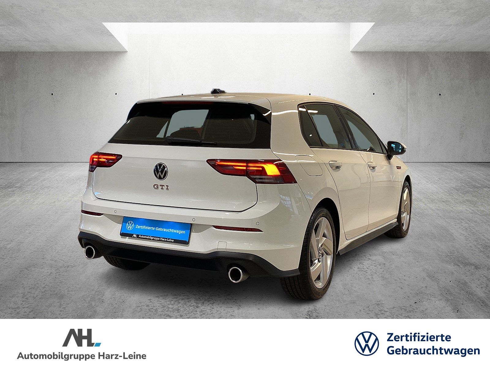 Volkswagen Golf GTI VIII 2.0 TSI DSG - Samsaru's Car Outlet