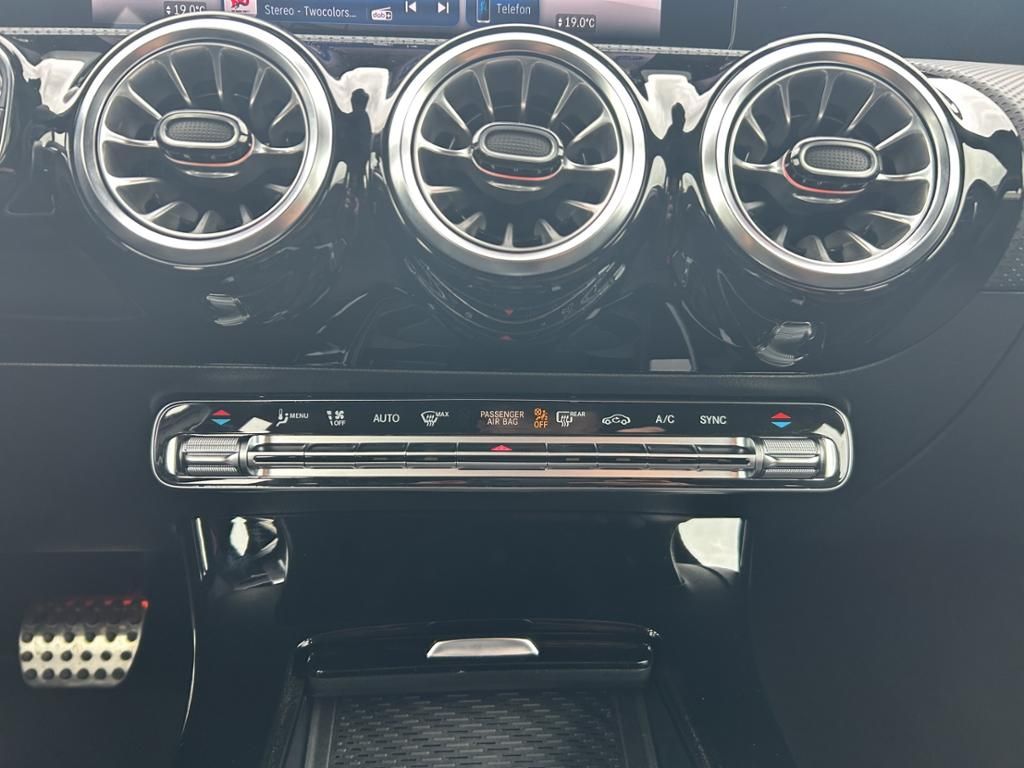 Mercedes-Benz A 180 AMG - Samsaru's Car Outlet