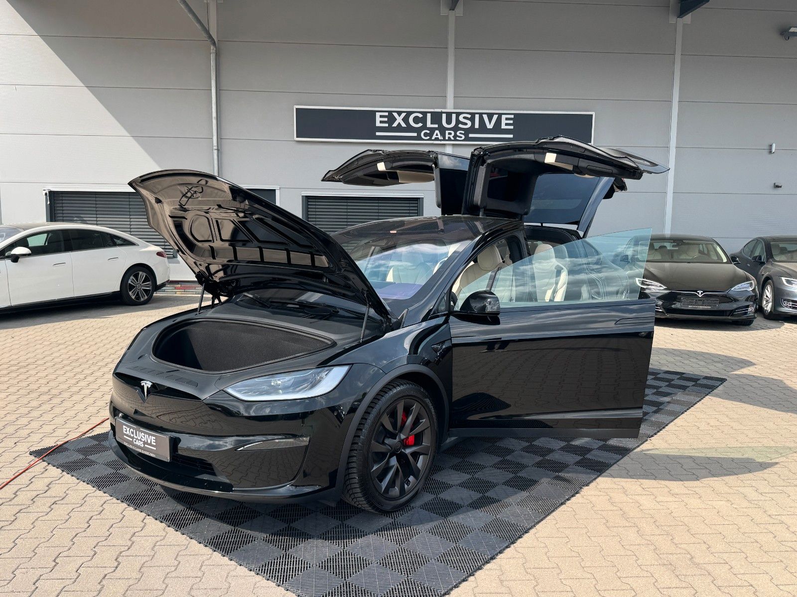 Tesla MODEL X PLAID | HARWARE 4 | 6SEAT | MATRIX LED