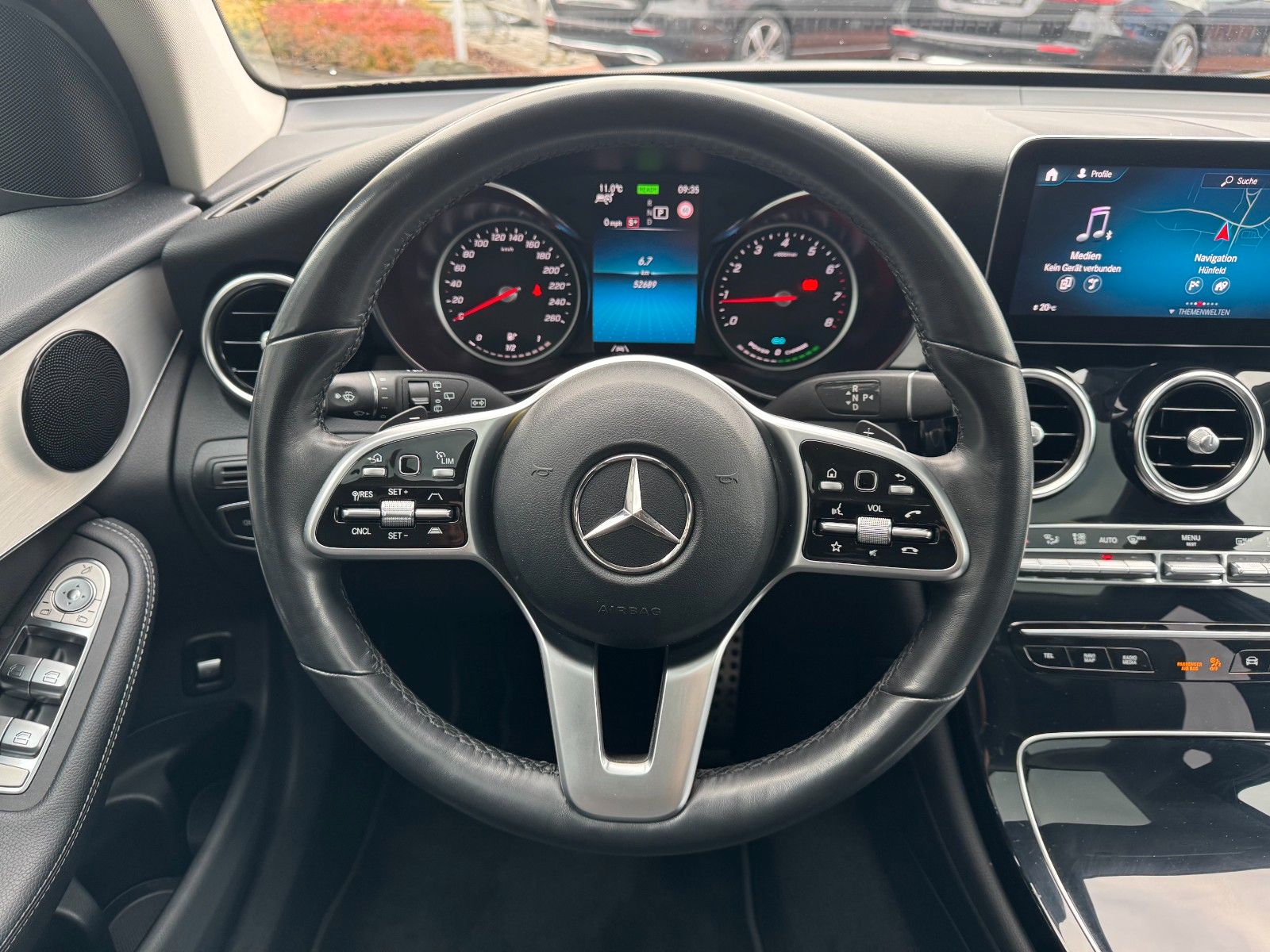 Mercedes-Benz GLC 200 4M AMG+Pano+Distr+StandH+AHK+360+HUD