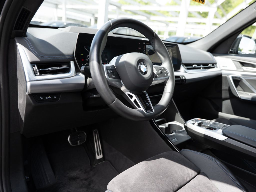 BMW X1 xDrive23i M-Sport - Samsaru's Car Outlet