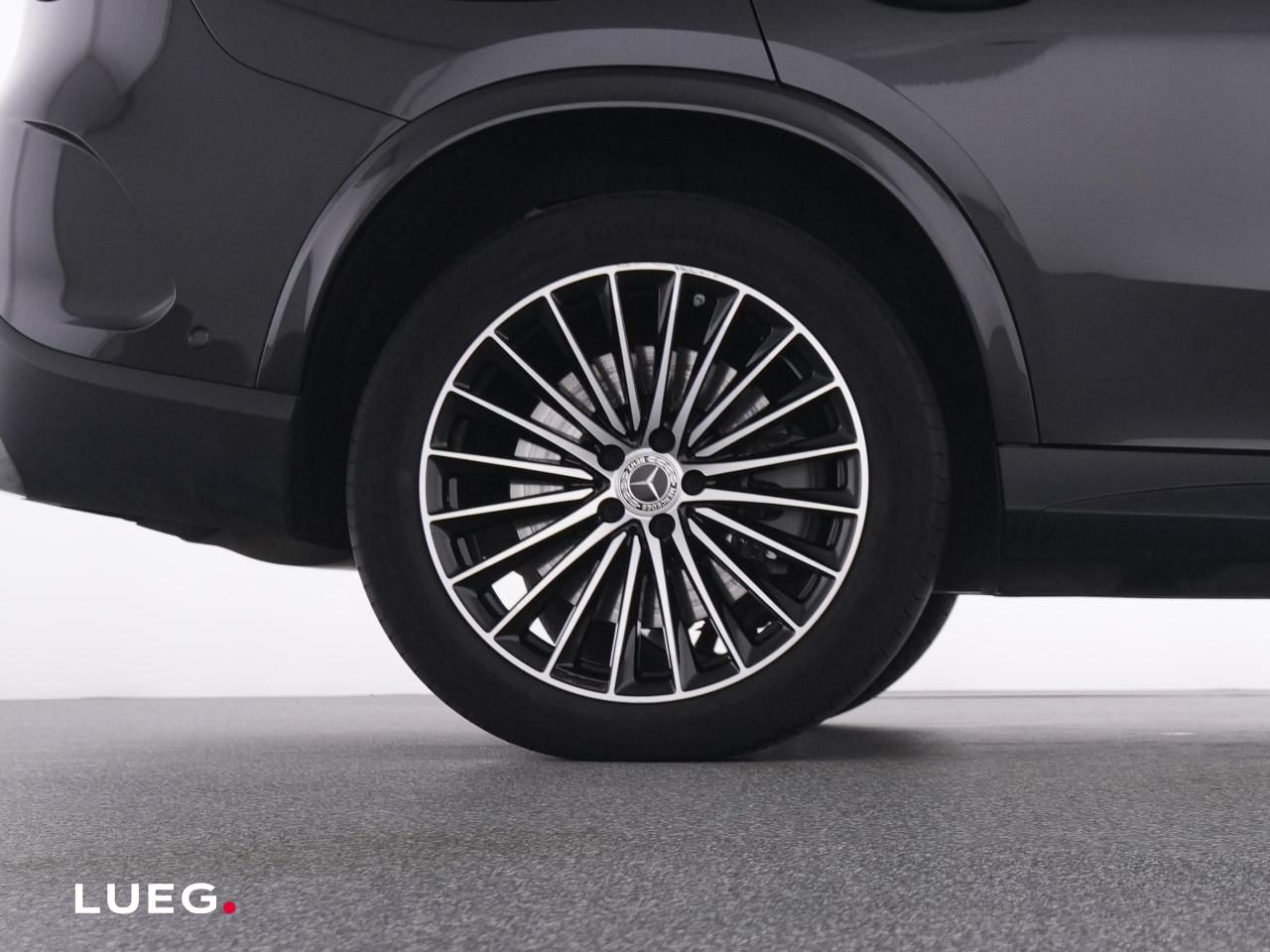 Mercedes-Benz GLC 300 e 4M AMG+NavPr+Pano+DLIGHT+Burm+AHK+360°