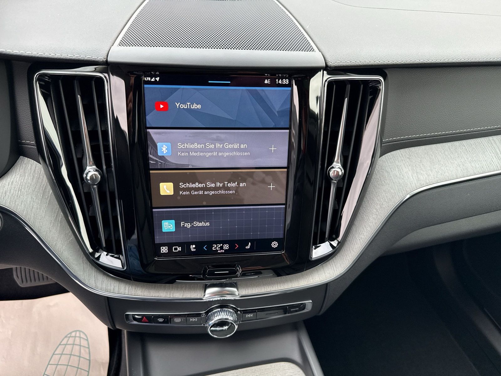 Volvo XC60 B5 Ultra Dark AWD !!! VOLLAUSSTATTUNG !!!