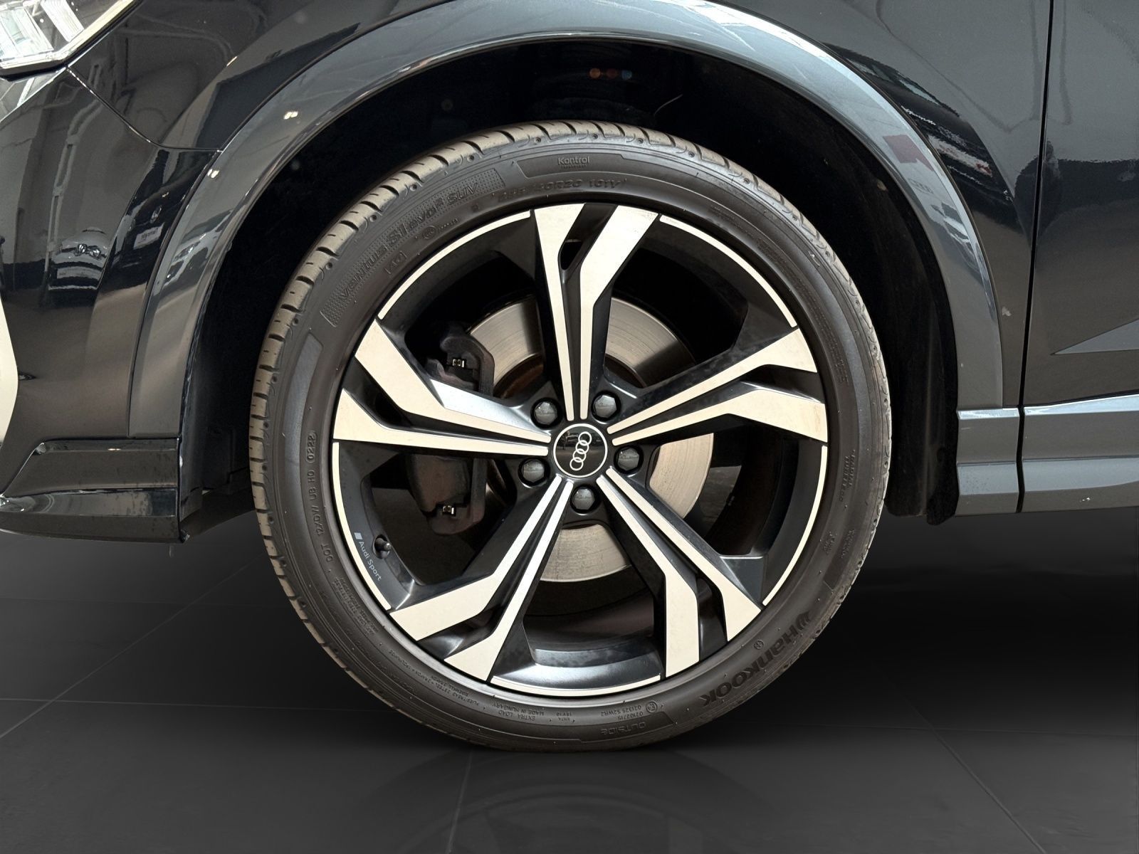 Audi Q3 Sportback 45 TFSI Q S LINE - Samsaru's Car Outlet