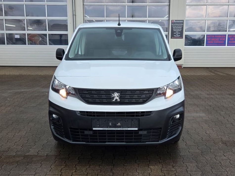 Peugeot Partner l1 1,5d - Samsaru's Car Outlet