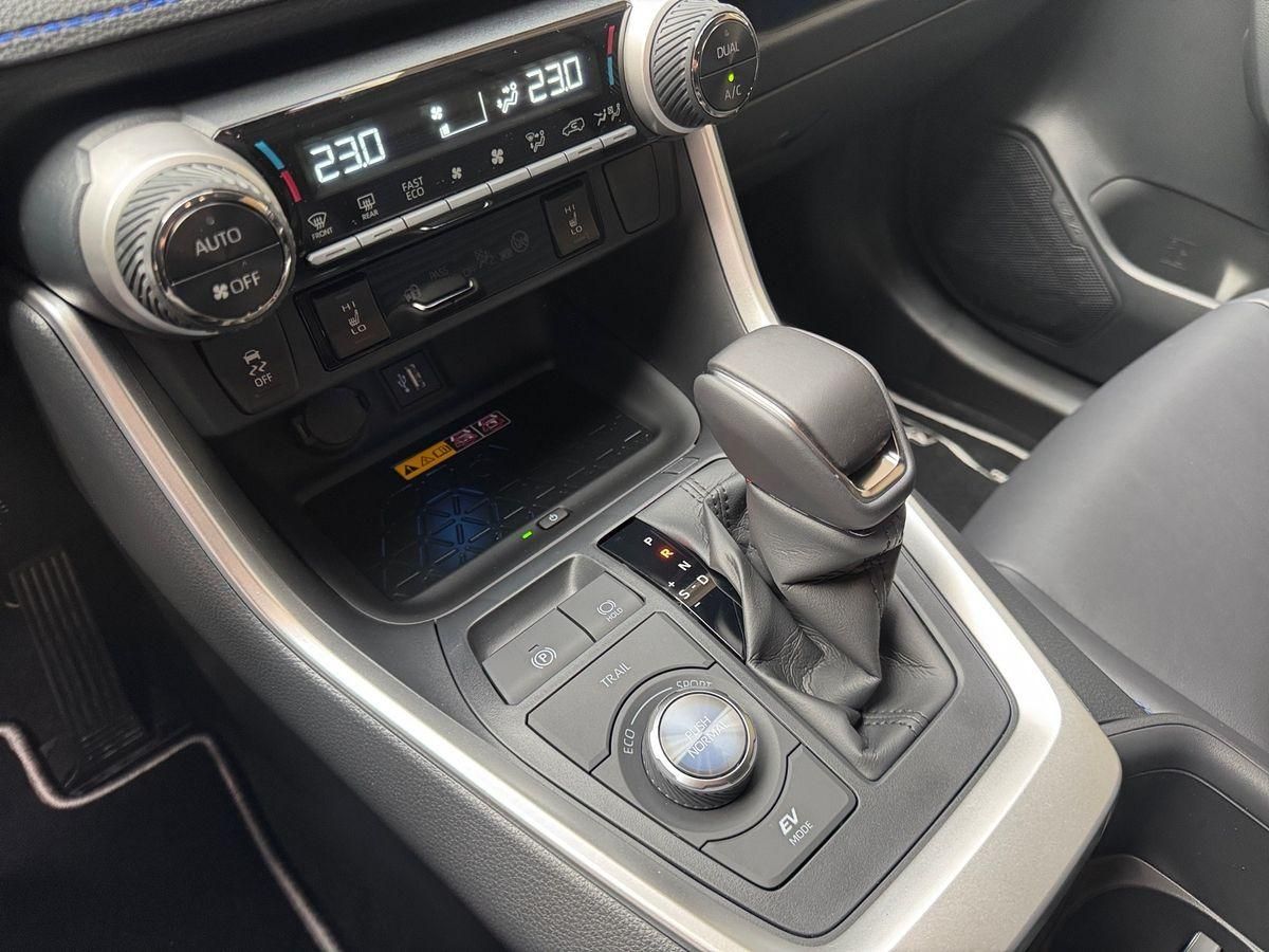 Toyota RAV 4 2.5 Hybrid 4x4 Style Navi,JBL,360-Grad AHK