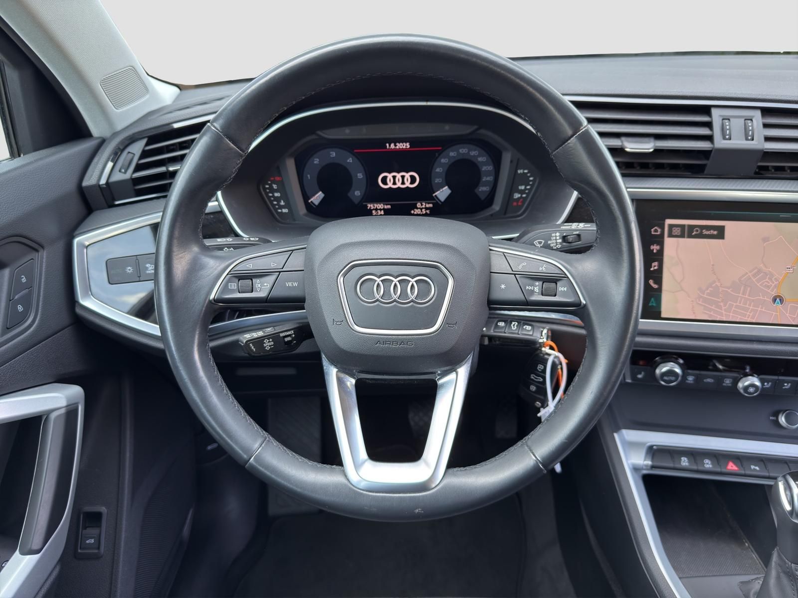 Audi Q3 35 TDI quattro - Samsaru's Car Outlet