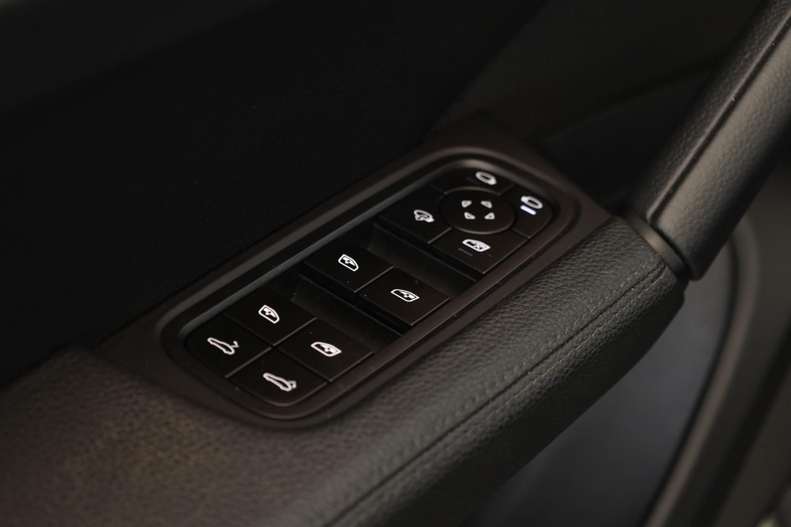 Porsche Cayenne Coupé BOSE Inno PASM 360 Sportabgas 22"