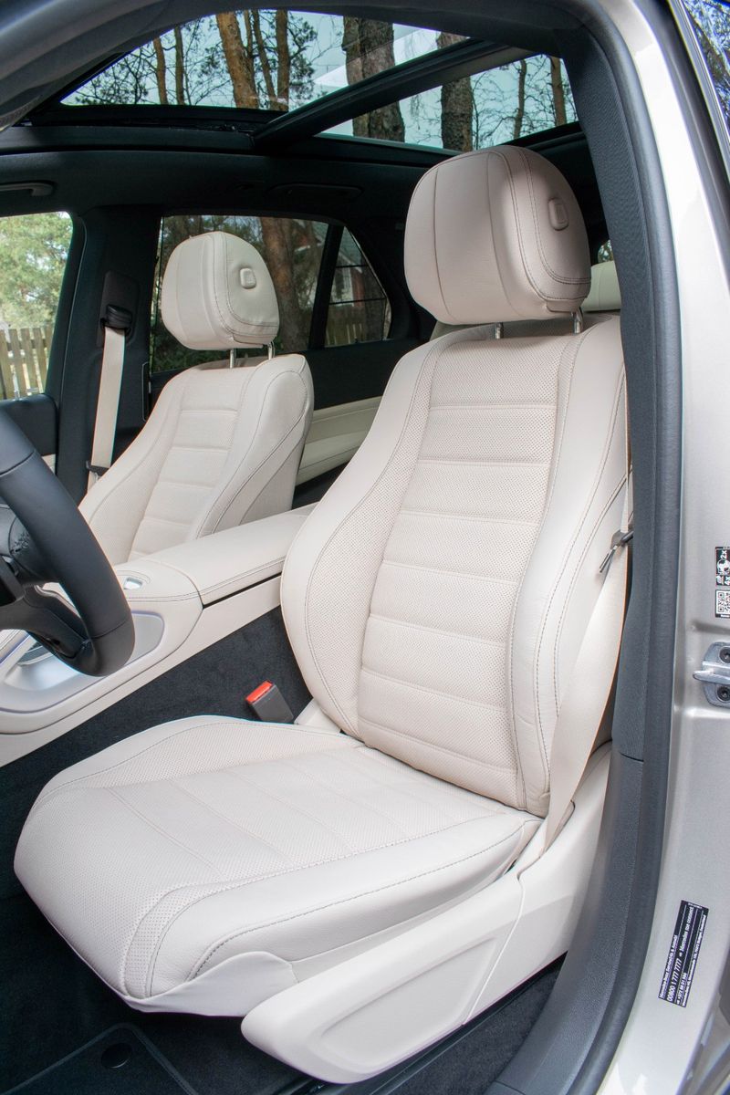 Mercedes-Benz GLE 400 AMG 7 SOFTCLOSE STNDHZ MASSAGE OFFROAD+