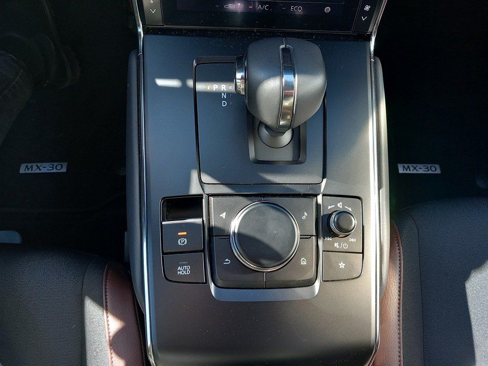 Mazda MX-30 KOM-P IV-P PRE-P GSD 360 KAMERA SITZHZ LEN