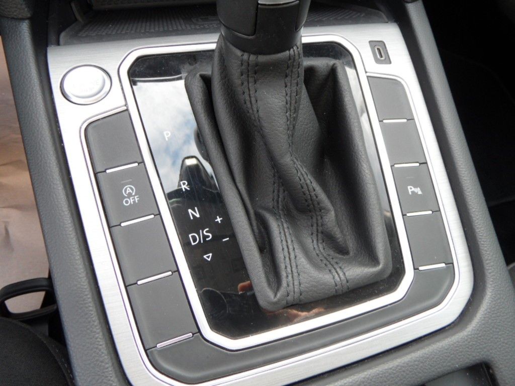 Volkswagen Passat 2.0 TDI SCR DSG - Samsaru's Car Outlet