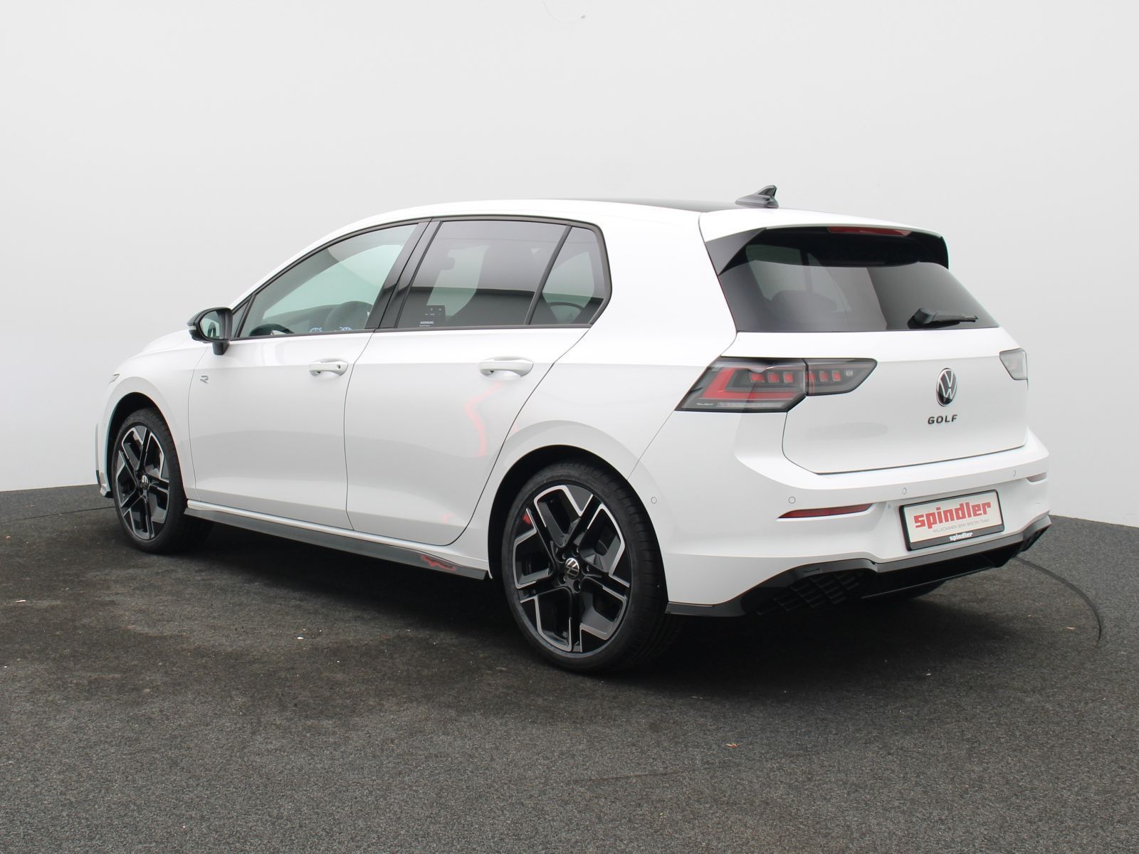 Volkswagen Golf R-Line 2.0 TDI DSG/ Matrix, AHK, 360°Kamera