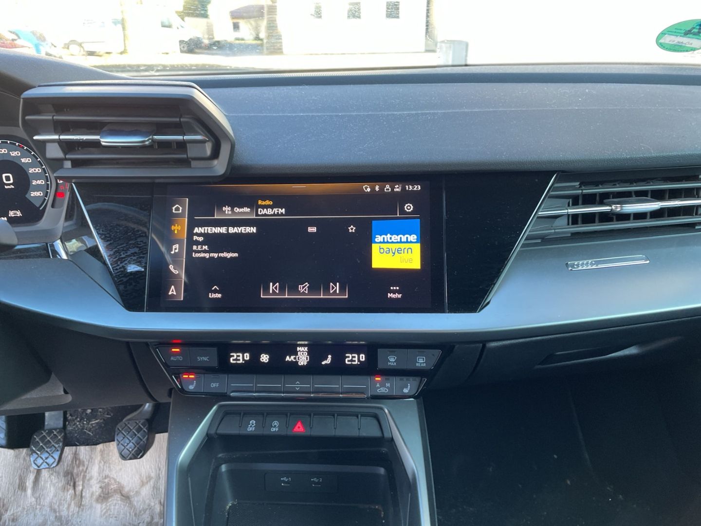 Audi A3 35 2.0 TDI Sportback - Samsaru's Car Outlet