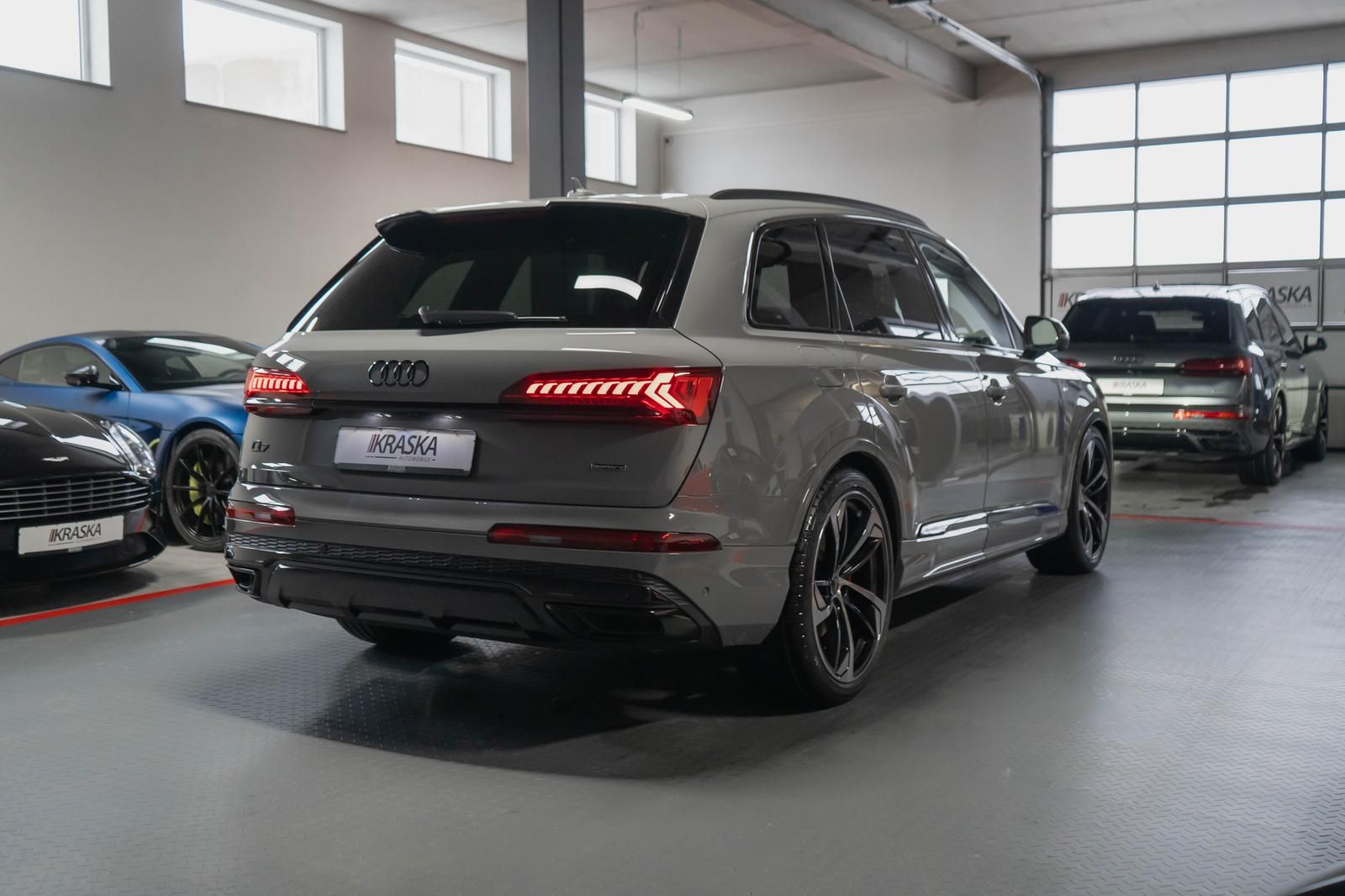 Audi Q7 50 TDI S-line competition AHK B&O PANO STHZ
