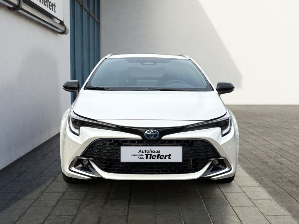 Toyota Corolla 2.0 Hybrid TS Teamplayer