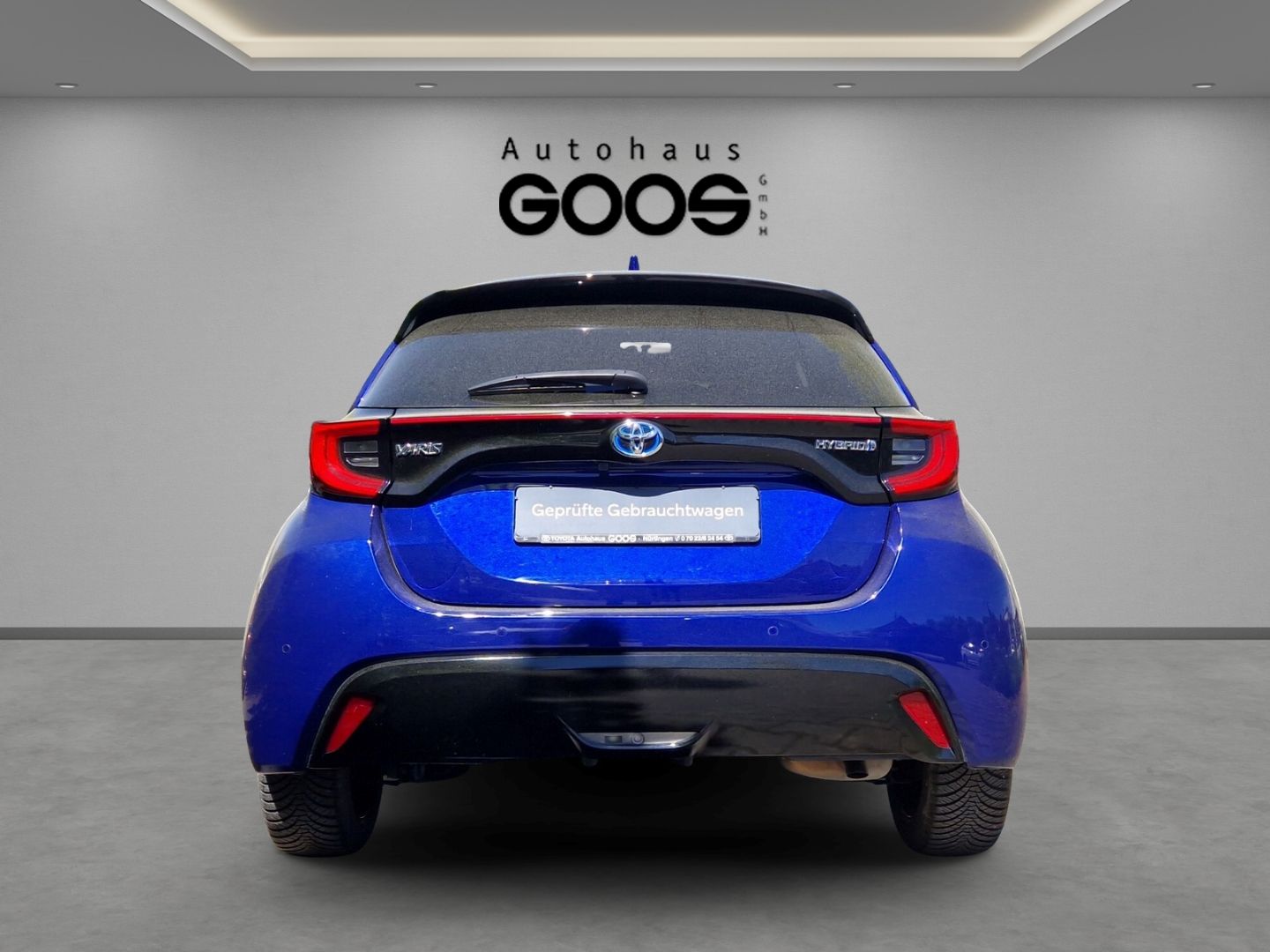 Toyota Yaris Hybrid Tokyo Pop-Out HUD Navi Soundsystem