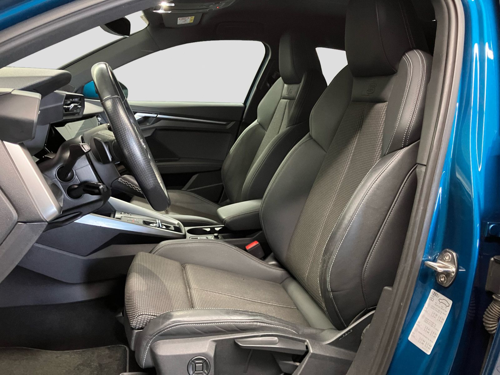 Audi A3 Sportback 40 TFSIe advanced AHK Carplay CAM L