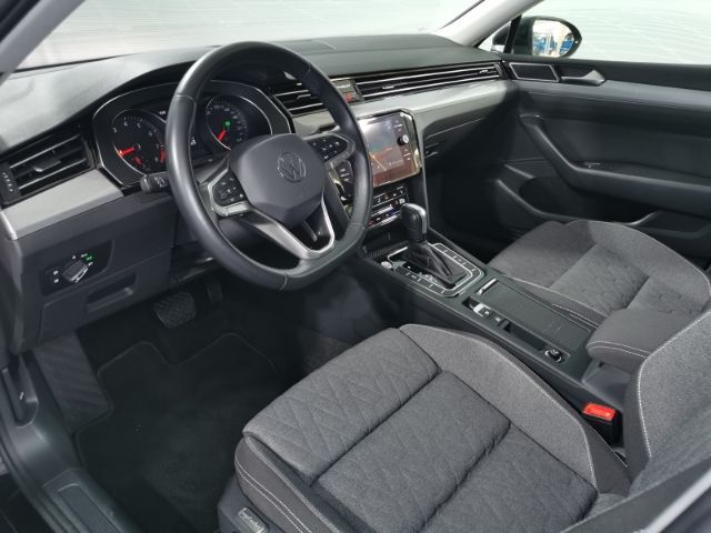 Volkswagen Passat Variant Business - Samsaru's Car Outlet