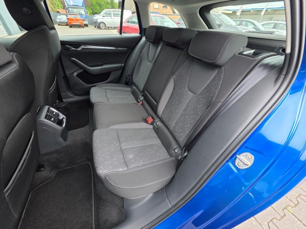 Skoda Octavia Combi 1.5 TSI e-TEC DSG Style - Samsaru's Car Outlet