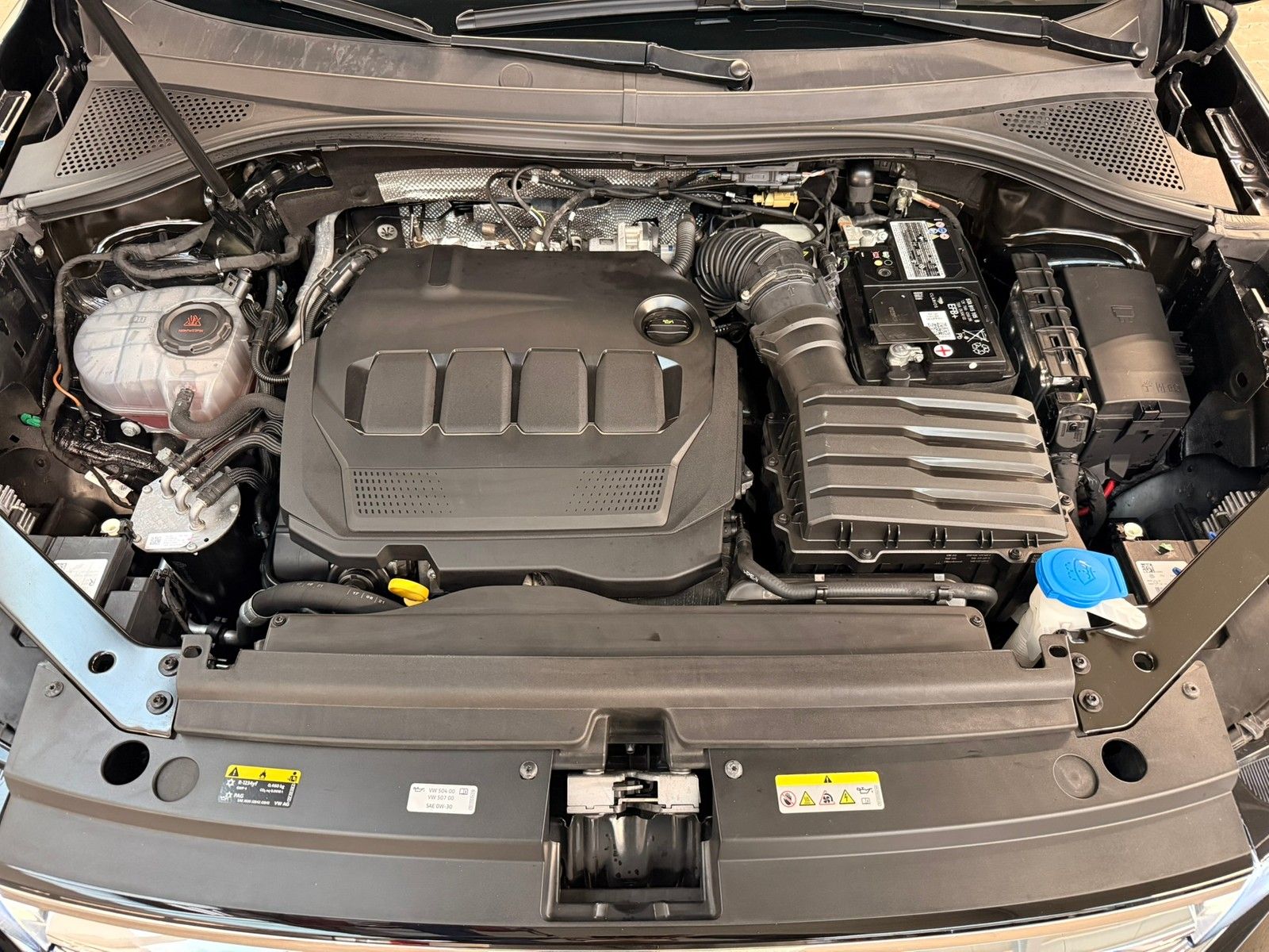 Volkswagen Tiguan Allsp.  Elegance 2,0 TDI 4Motion +AHK+Kam