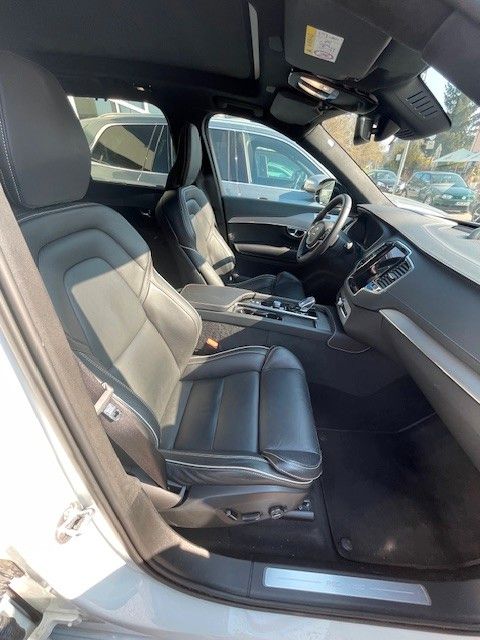 Volvo XC 90 XC90 Ultimate Dark Plug-In Hybrid AWD