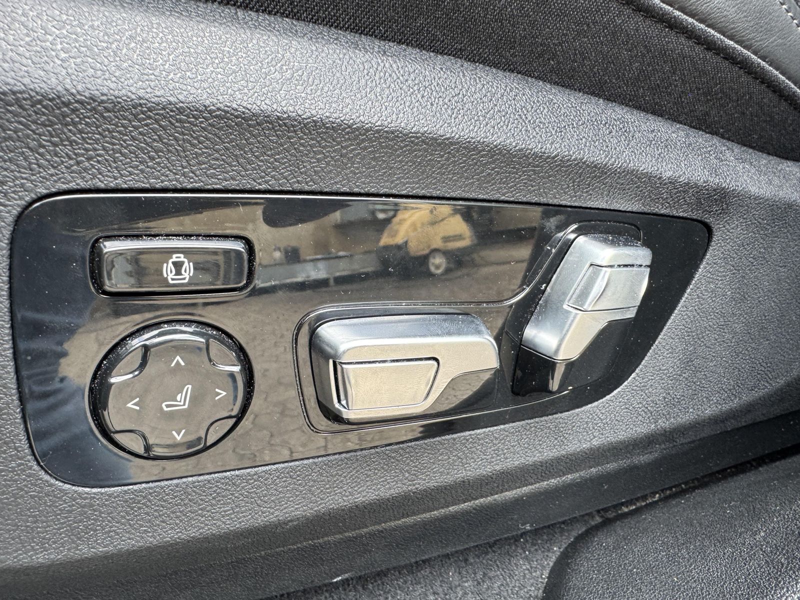 BMW X6 xDrive40d Sportpaket Pro,Indiv.,Luftf.,Massag
