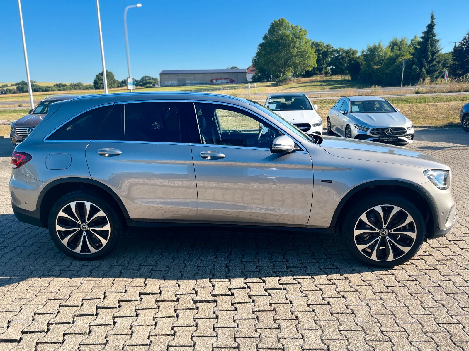 Mercedes-Benz GLC 300 de 4M AMG - Samsaru's Car Outlet