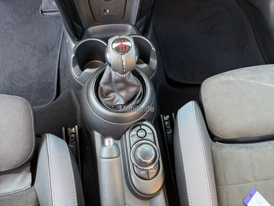 MINI Cooper JCW Trim - Samsaru's Car Outlet