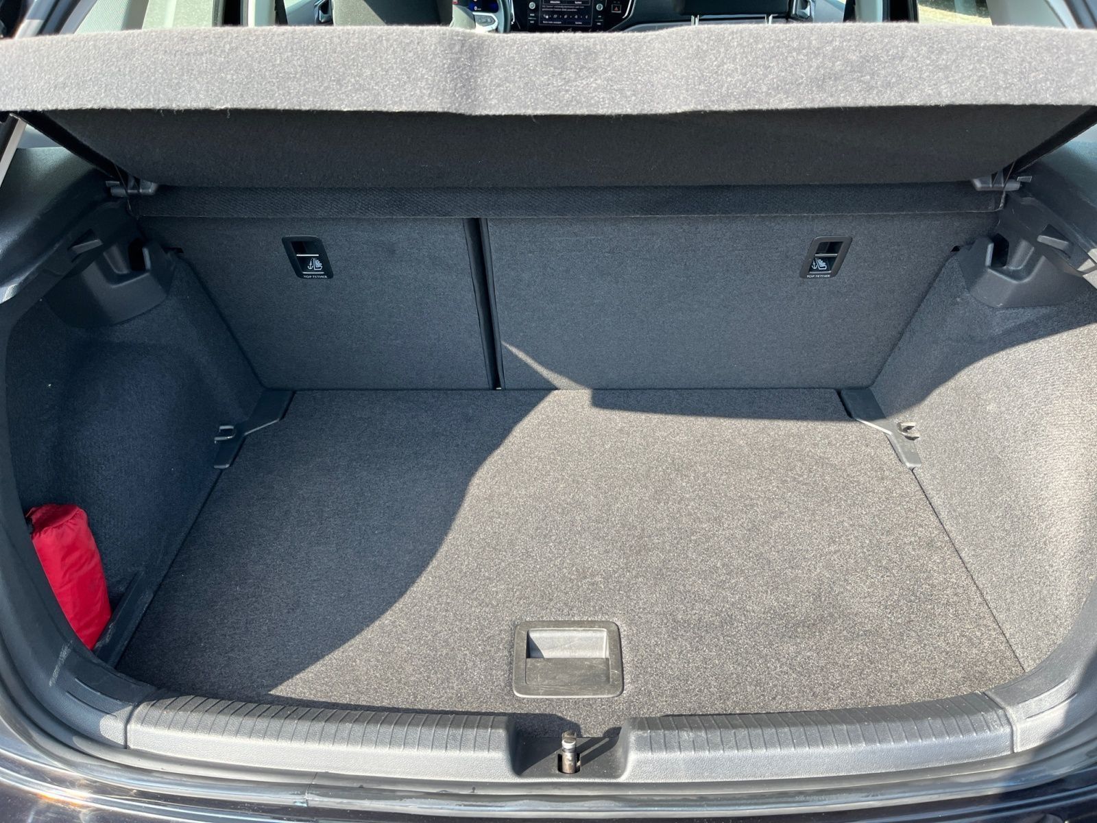 Volkswagen Polo Life 1.0 TSI DSG - Samsaru's Car Outlet