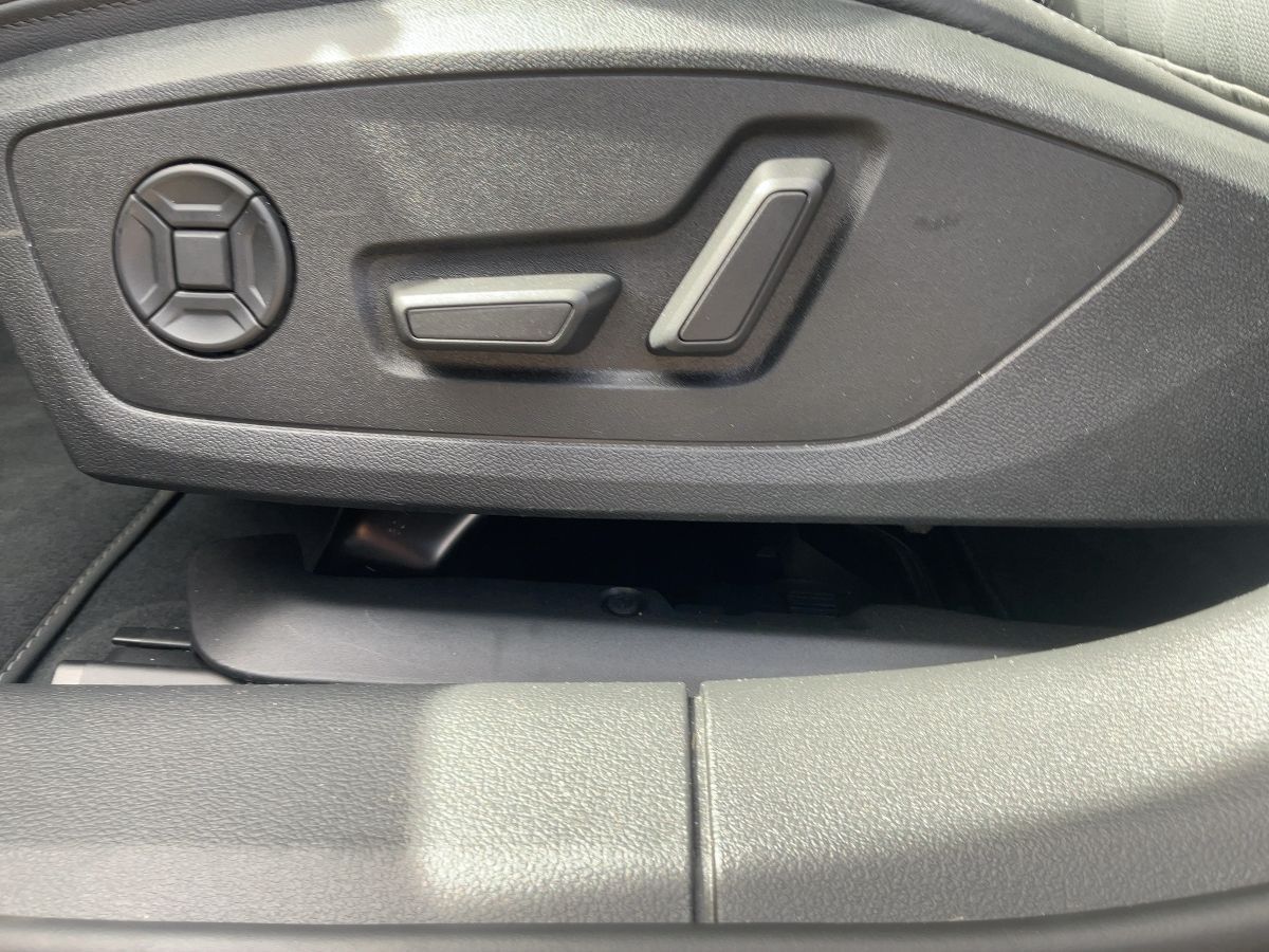 Audi A6 Avant 45 TFSI QU ADVANCED - Samsaru's Car Outlet