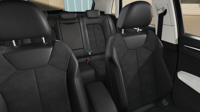 Audi Q3 40 TFSI quattro Advanced - Samsaru's Car Outlet