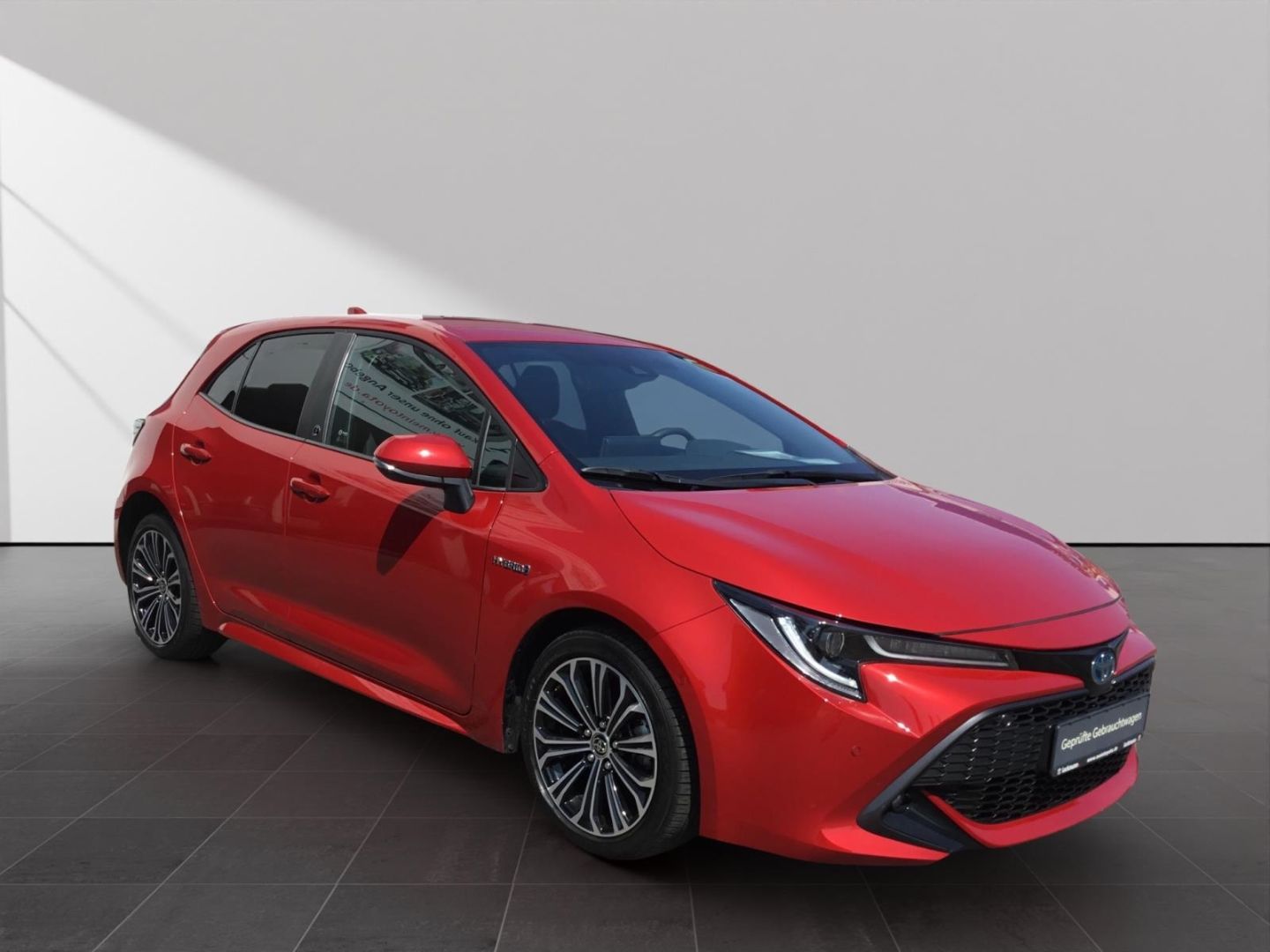 Toyota Corolla 1.8 Hybrid - Samsaru's Car Outlet