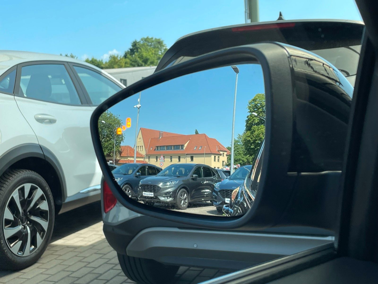 Ford Focus Automatik Turnier Titanium / ACC+155PS