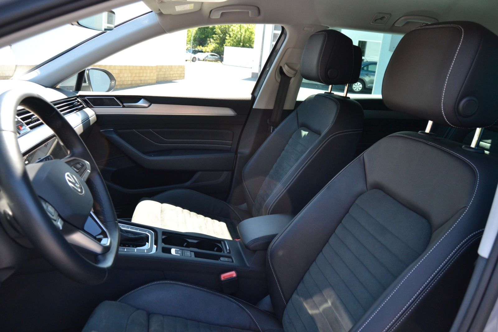 Volkswagen Passat TDI 200 PS AHK Matrix ab 5,49% Finz!