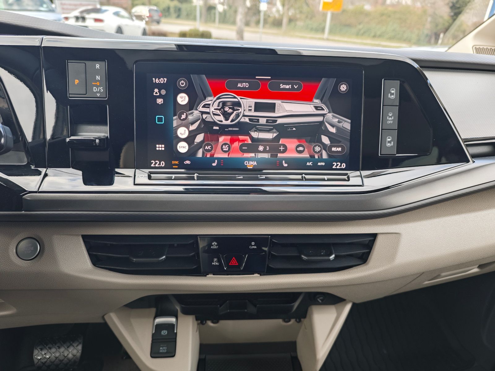 Volkswagen T7 - Samsaru's Car Outlet