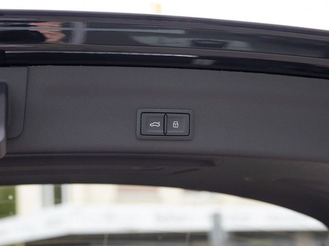 Audi A6 Avant 40 TDI quattro S line LM20 AHK ACC LED