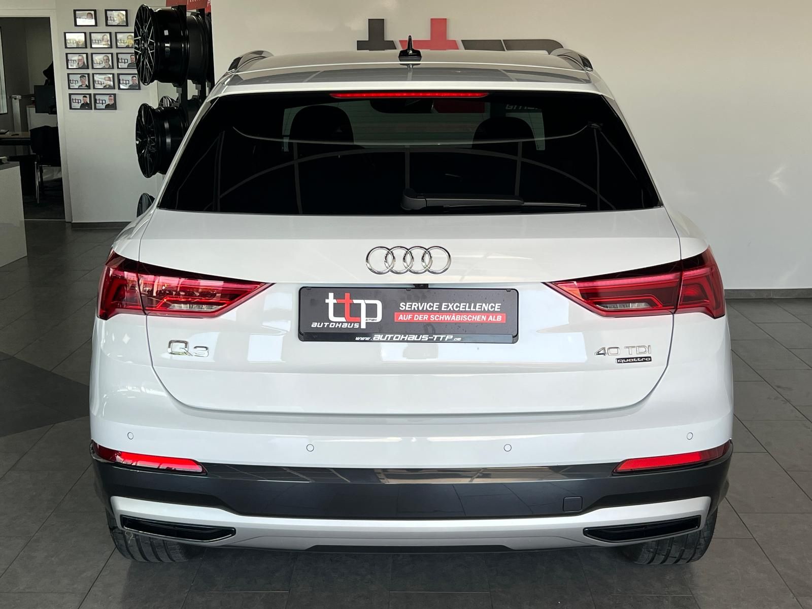 Audi Q3 40 TDI quattro - Samsaru's Car Outlet