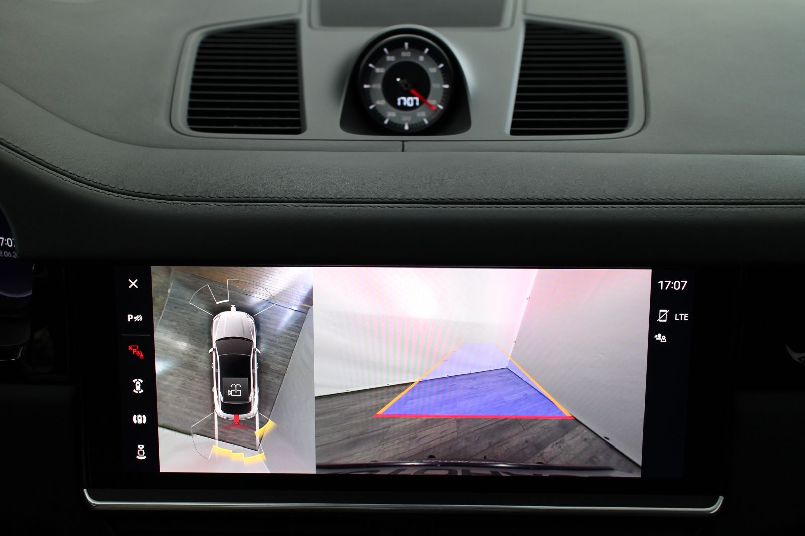 Porsche Cayenne Coupe GTS InnoDrive HeadUp Softclose