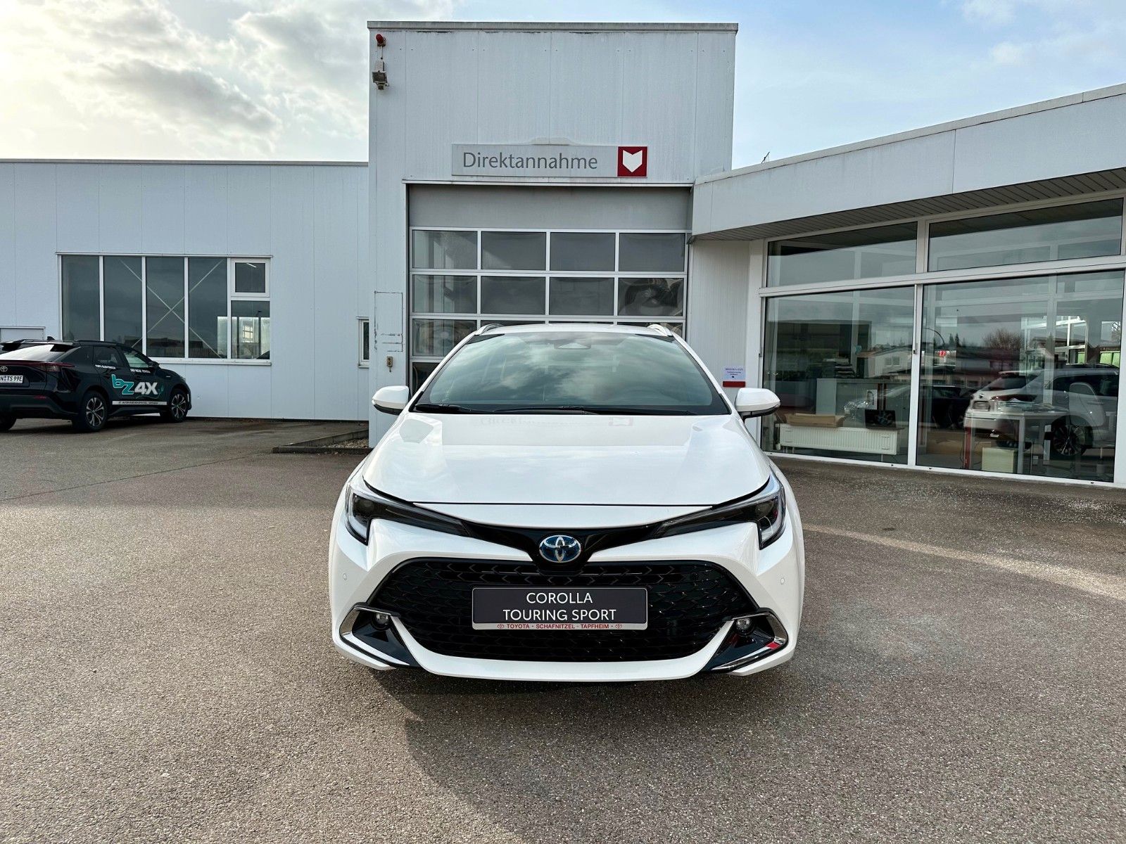 Toyota Corolla Touring Sp. Team D Hybrid 2023 - Samsaru's Car Outlet