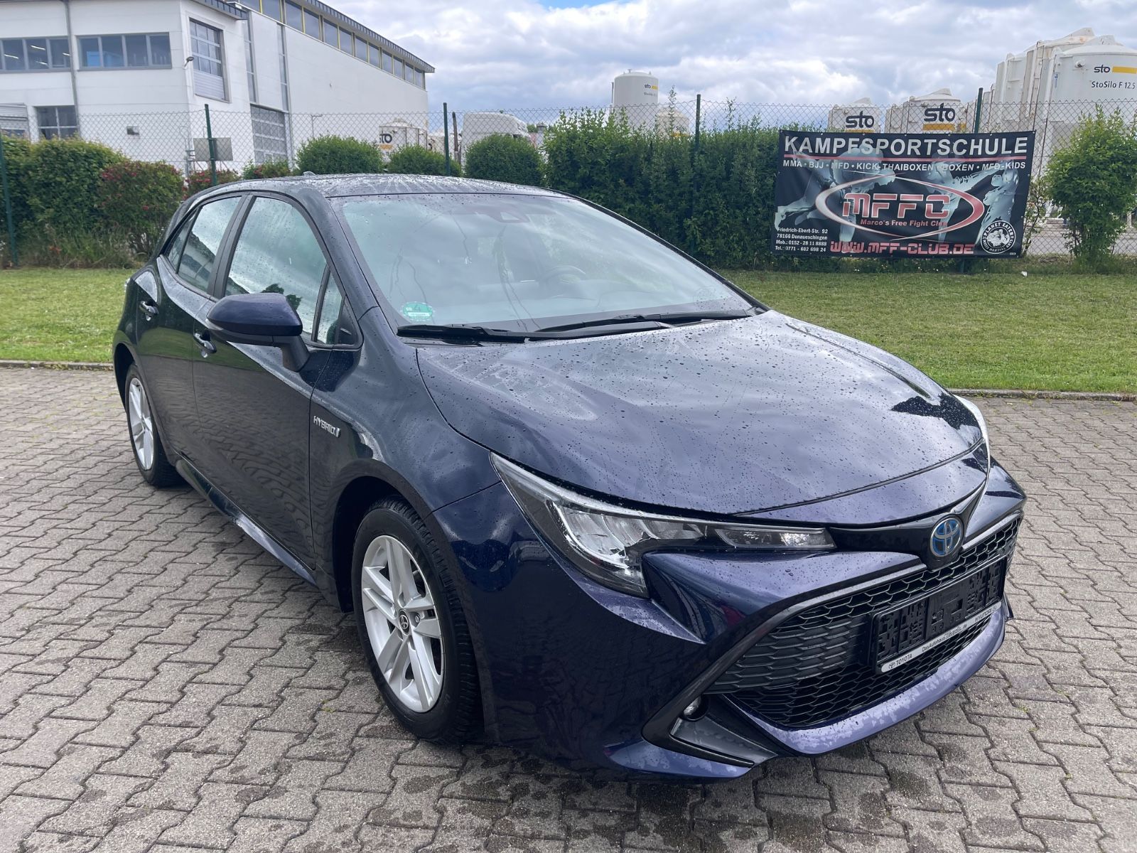 Toyota Corolla Hybrid Business Edition - Samsaru's Car Outlet