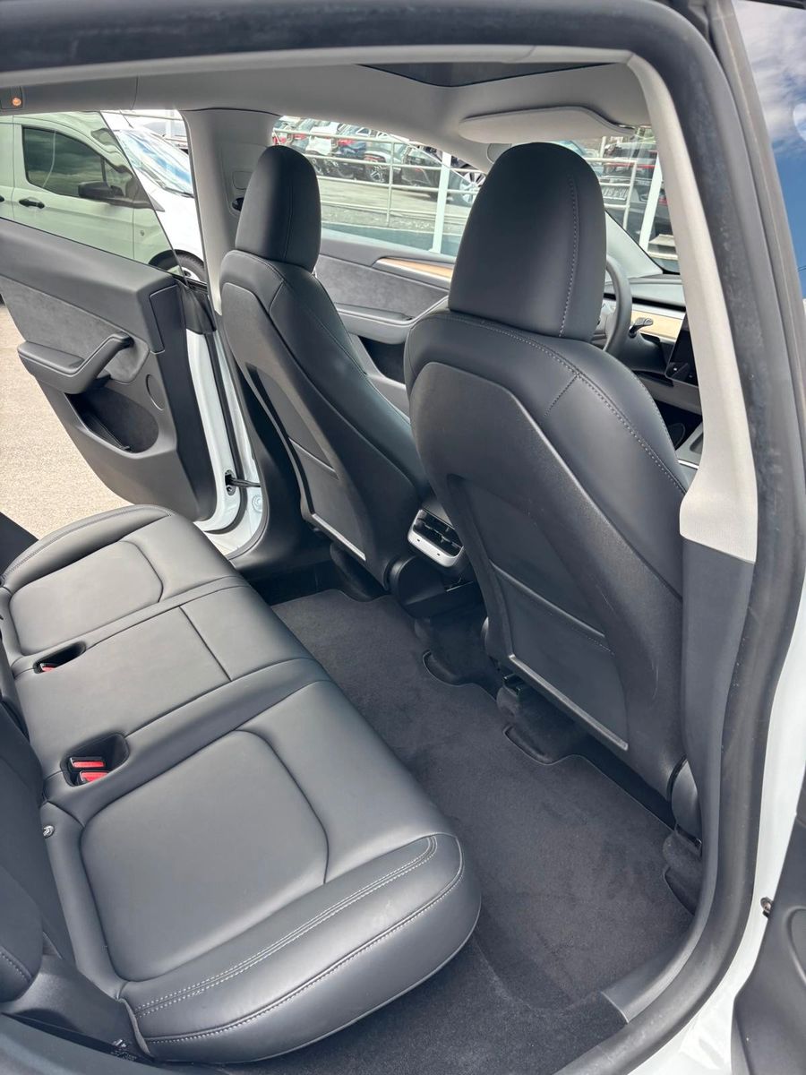 Tesla Model Y Long Range Dual AWD # +AHK # incl. MWST.