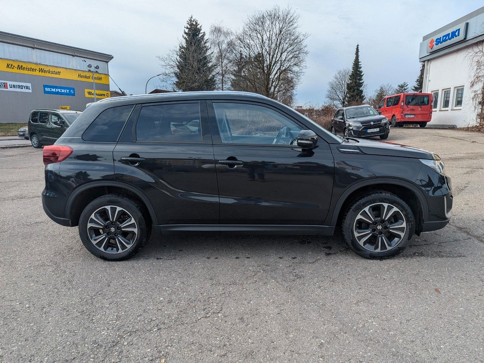 Suzuki Vitara 1.4 Hybrid Comfort+ Allgrip - Samsaru's Car Outlet