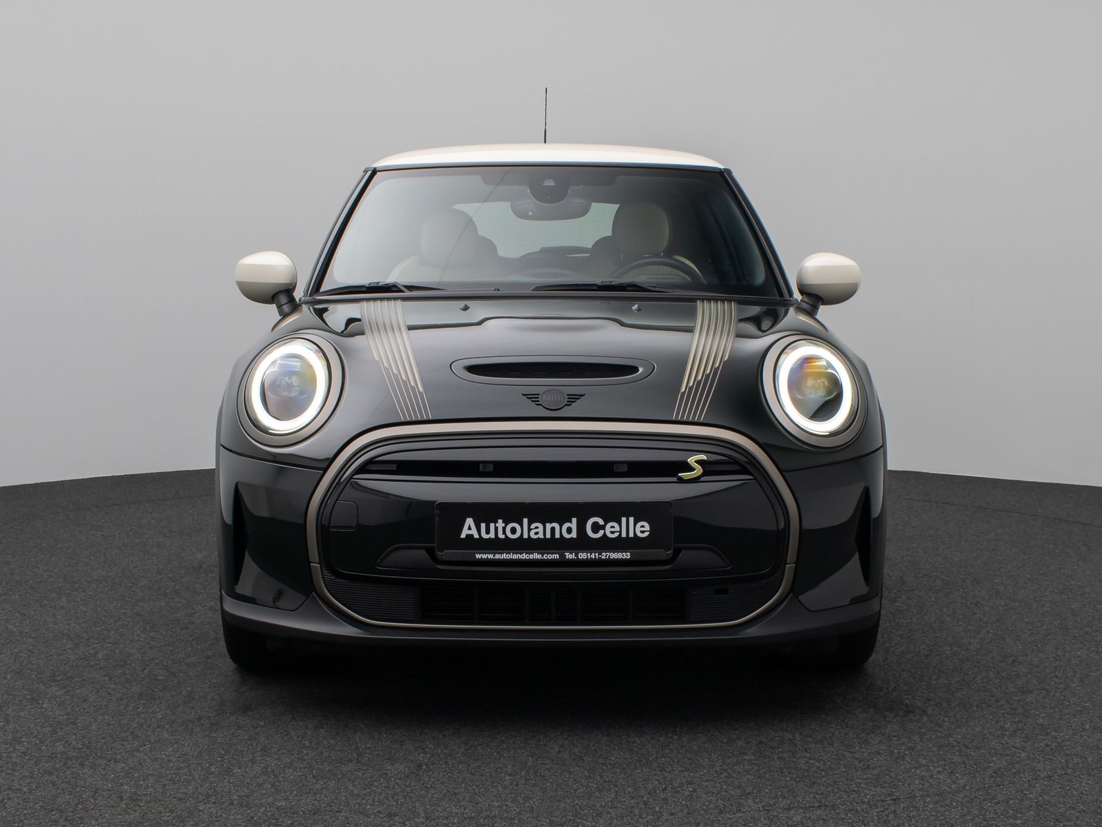 MINI COOPER SE Resolute Edition - Samsaru's Car Outlet