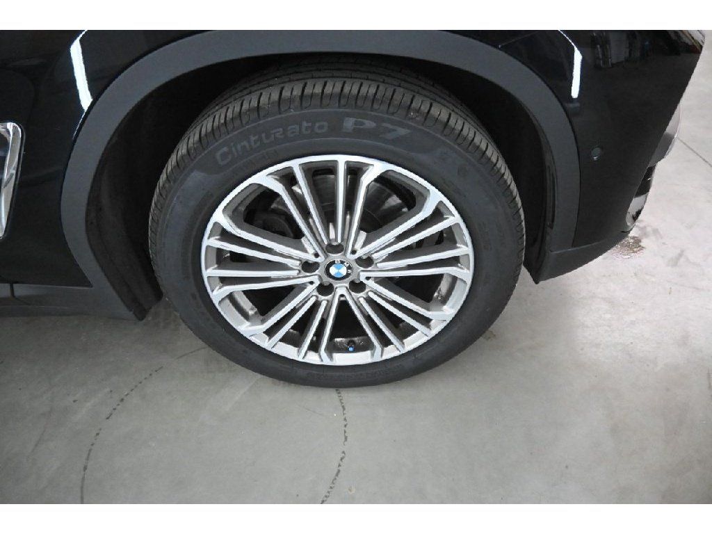 BMW X3 xDrive20d Luxury Line - Samsaru's Car Outlet