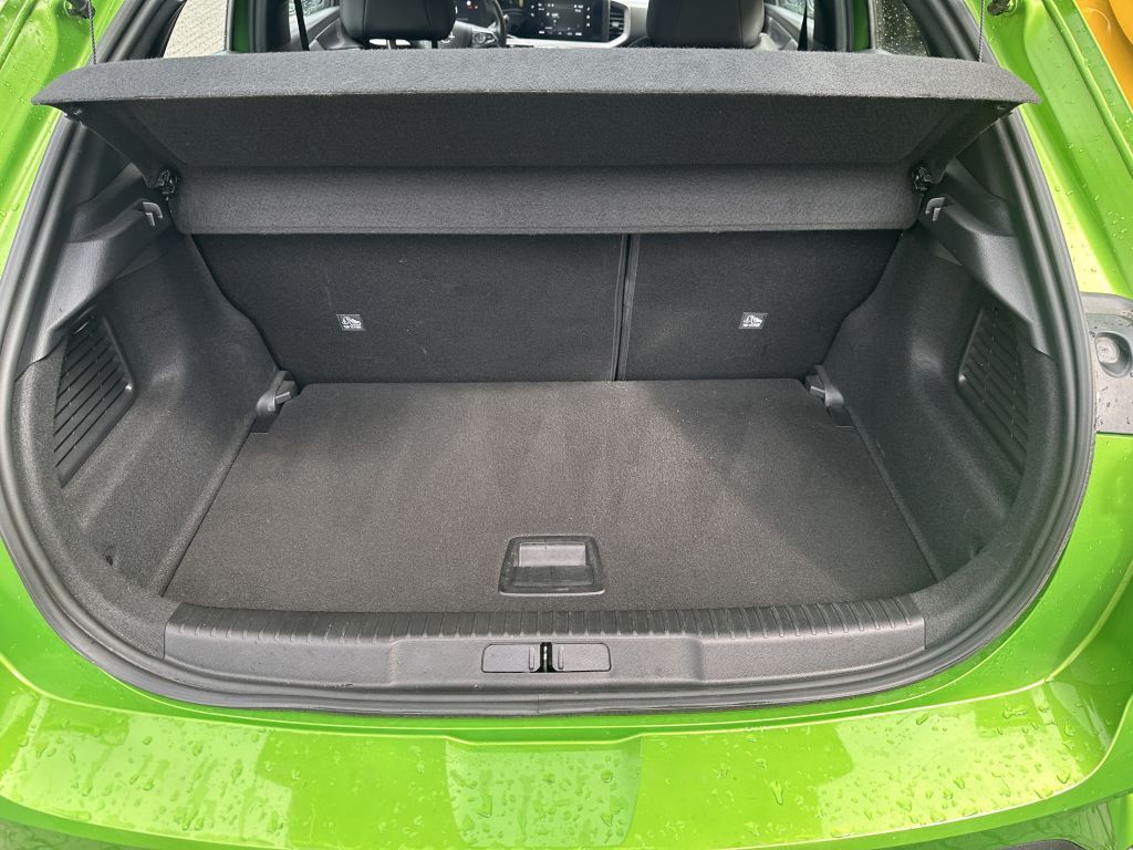 Opel Mokka-e Elegance - Samsaru's Car Outlet