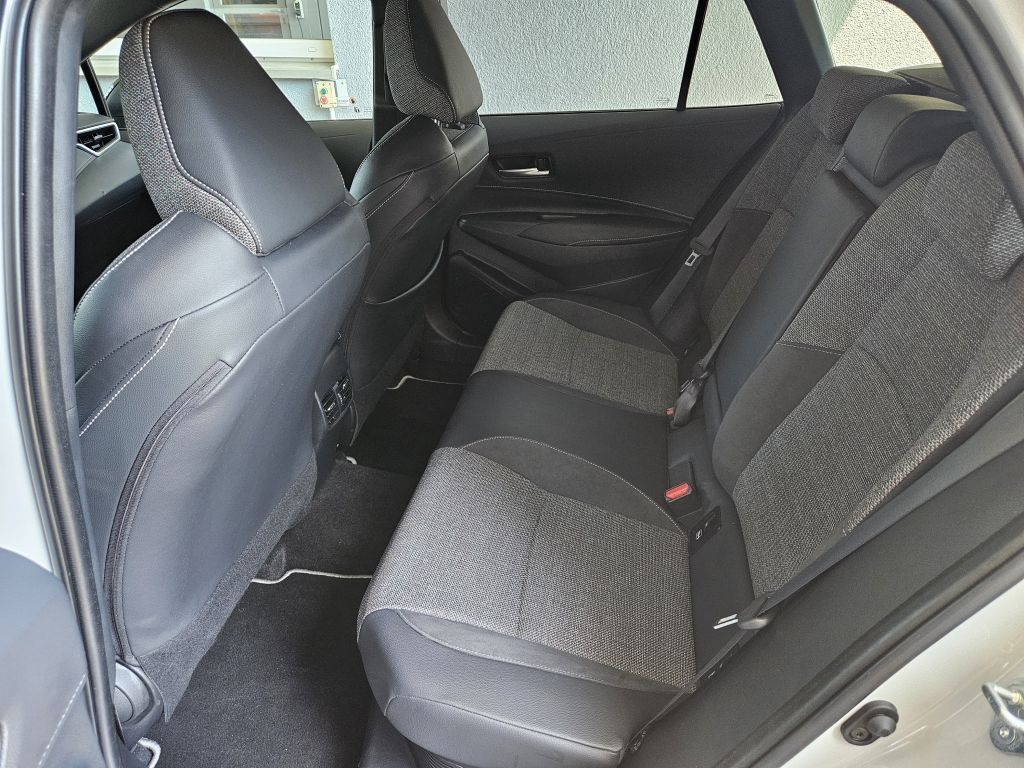 Toyota Corolla 2.0 Hybrid Touring Sports Teamplayer*Tec