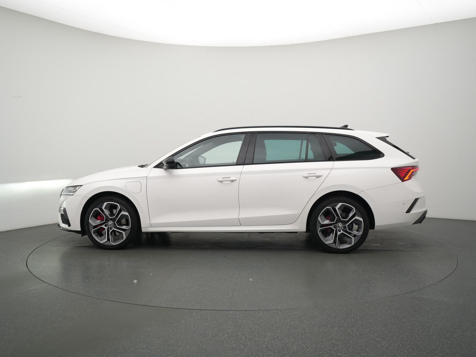 Skoda Octavia Combi RS iV DSG ACC NAVI SHZ PANO