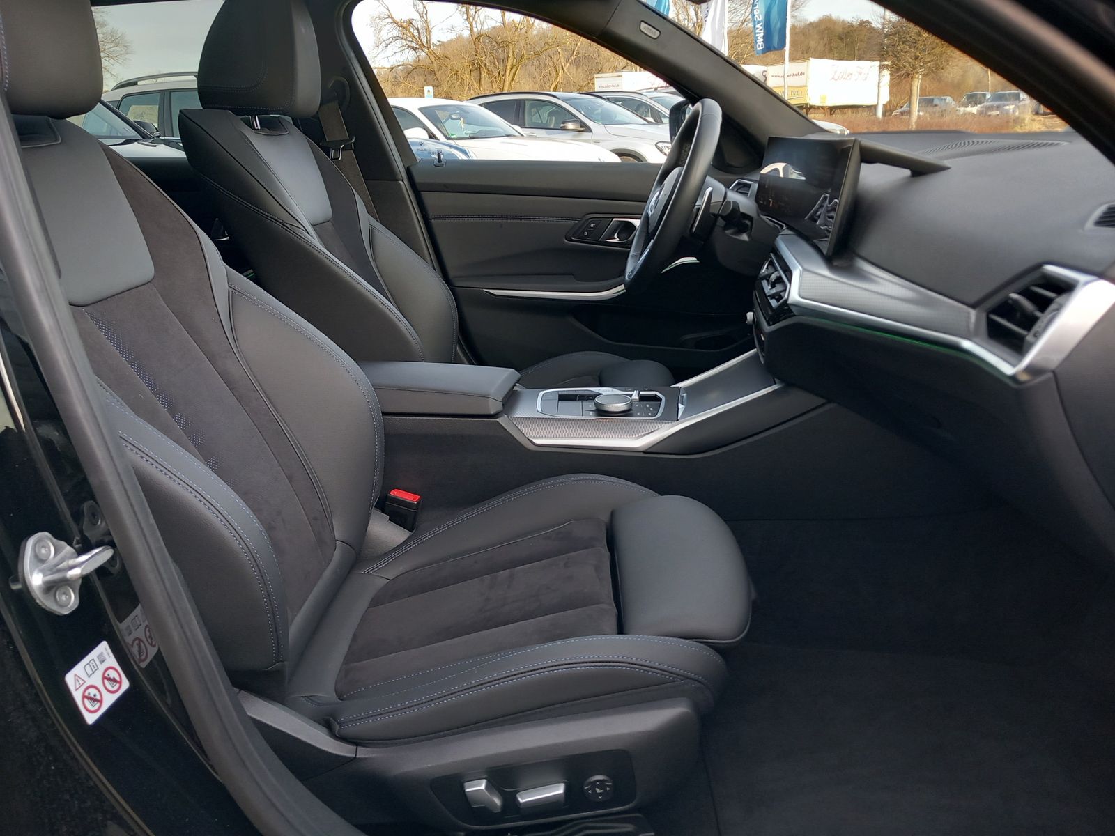 BMW 320d Touring Aut MSport - Samsaru's Car Outlet
