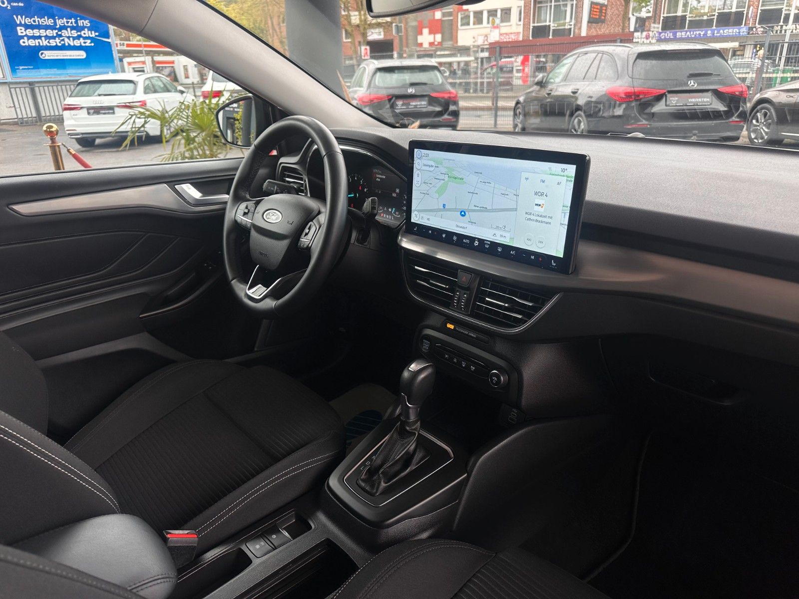 Ford Focus Lim. Titanium| Navi | LED | Assistenzpaket