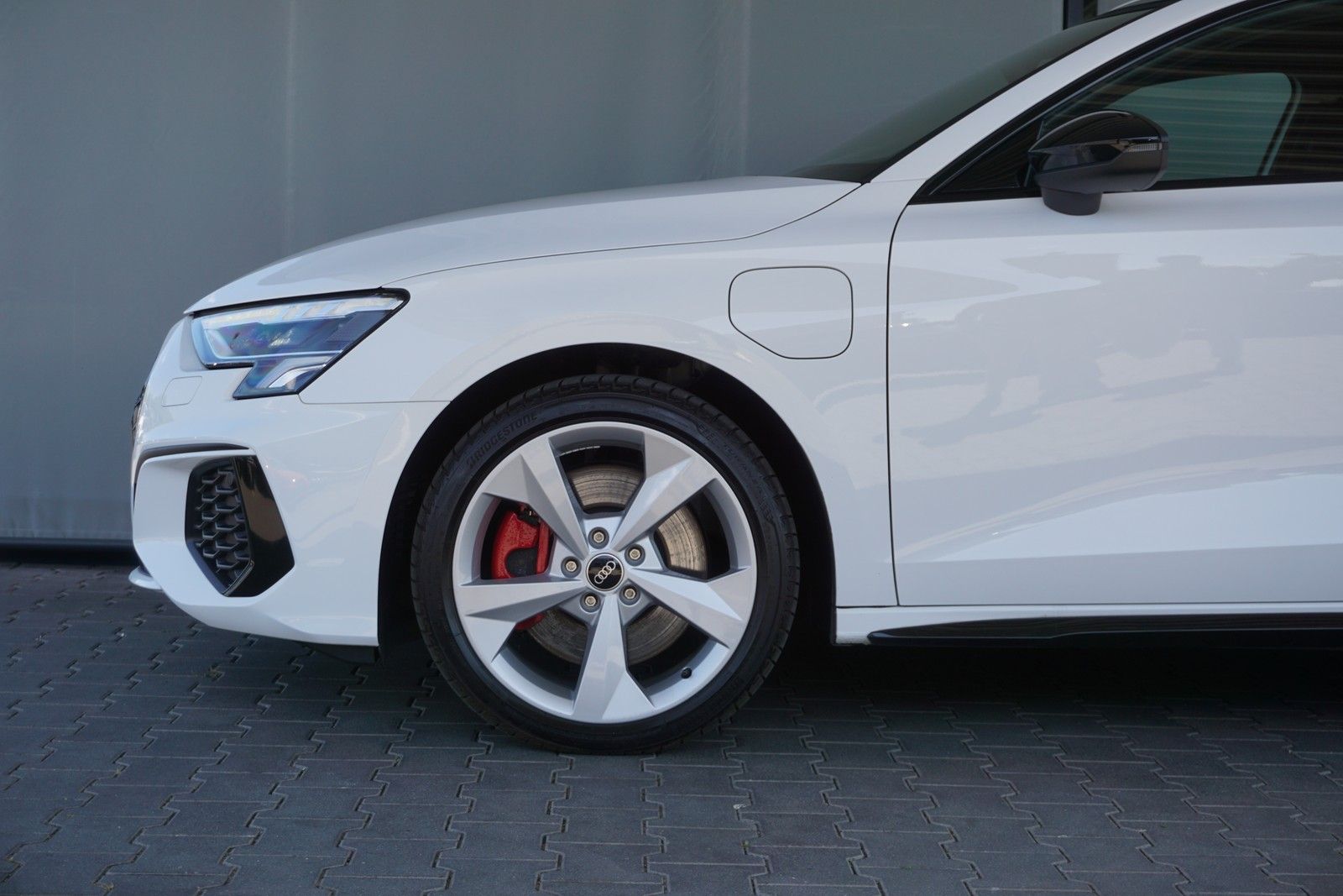 Audi A3 Sportback 45 TFSI e S line - Samsaru's Car Outlet